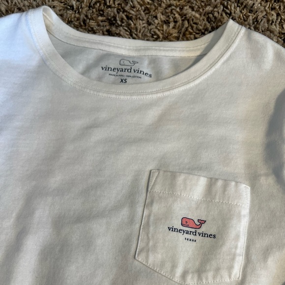Vineyard Vines Texas Tee. - Picture 6 of 6